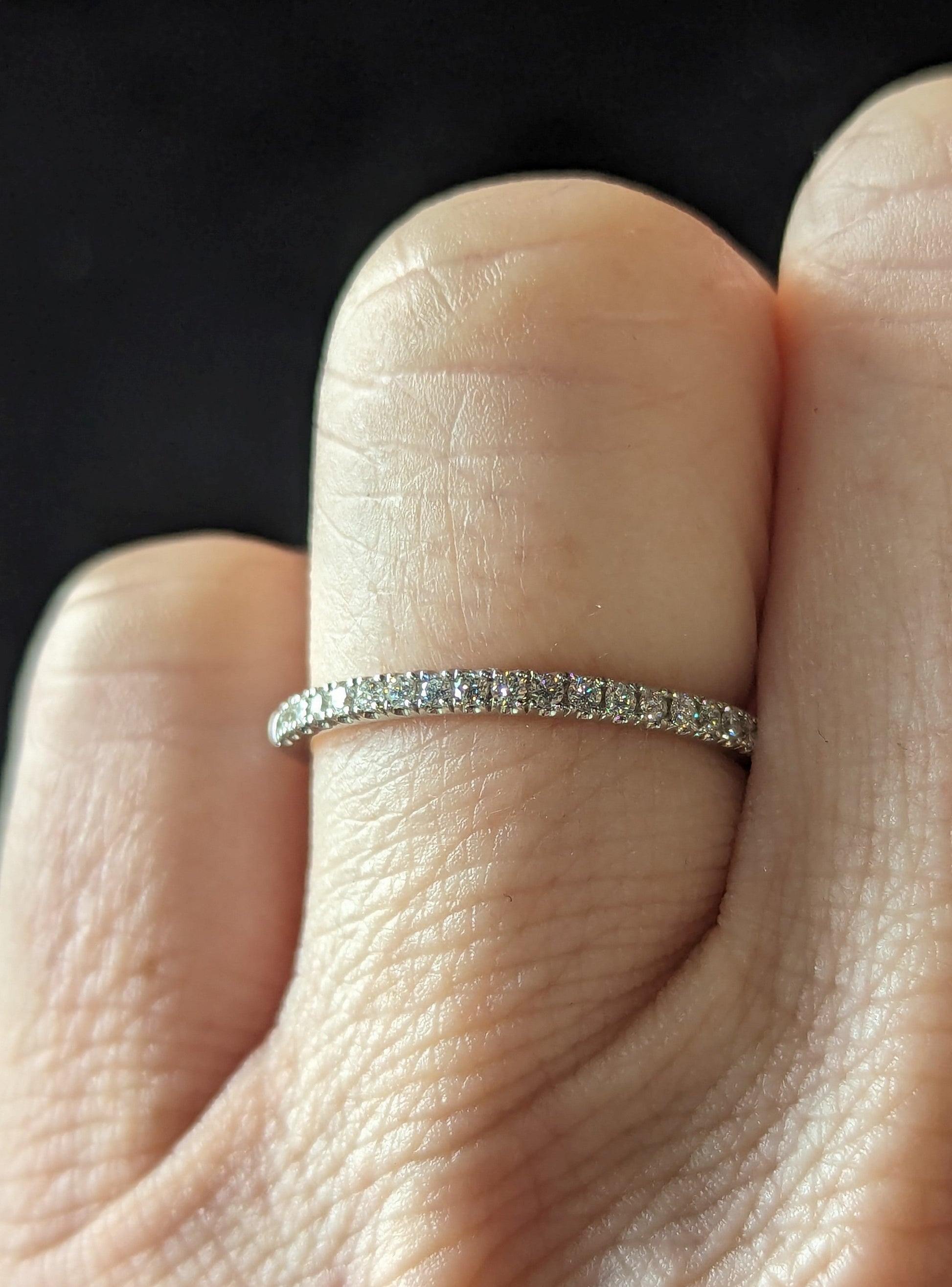 Diamond Wedding Bands  -  Women'