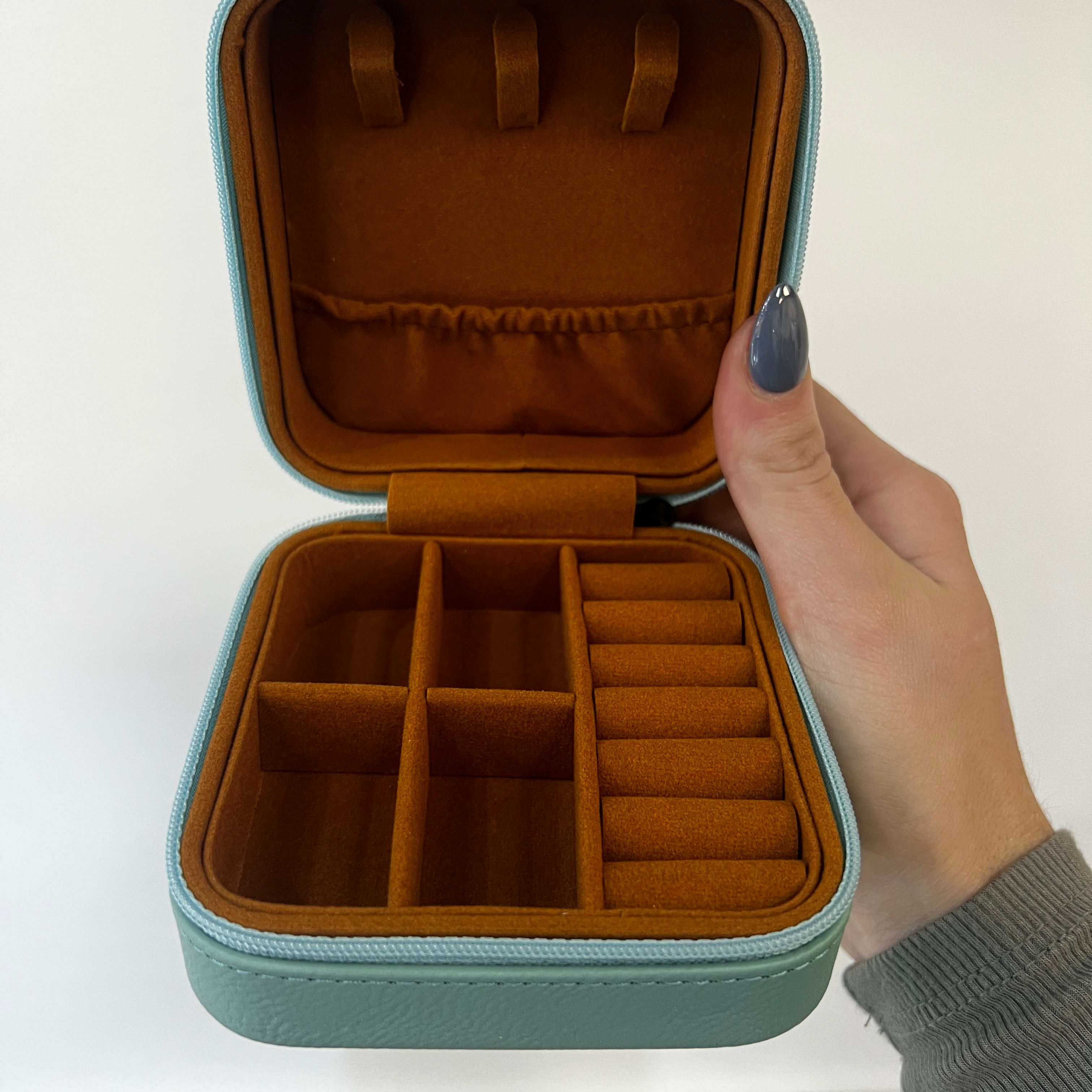 Leatherette Travel Jewelry Box