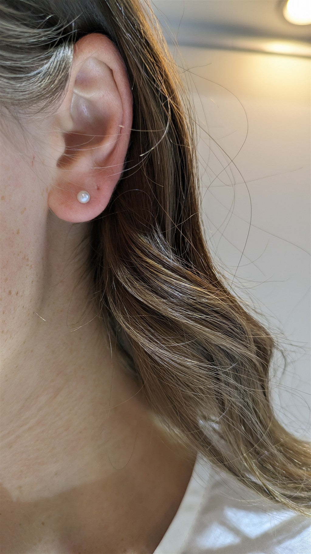 14KW 3-3.5mm Akoya Pearl Studs