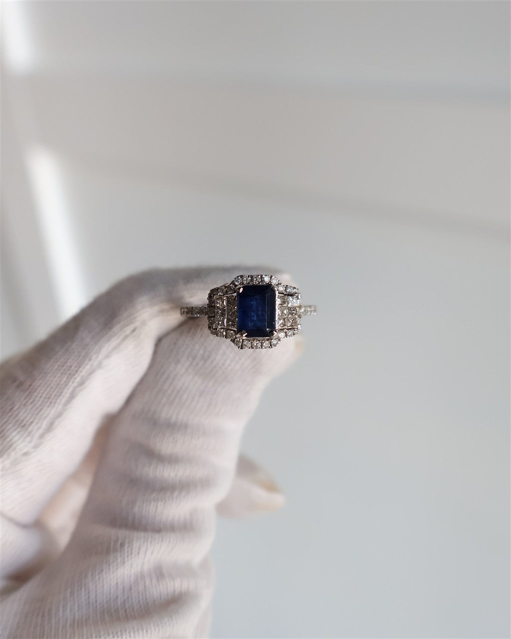 14kt white gold diamond and em