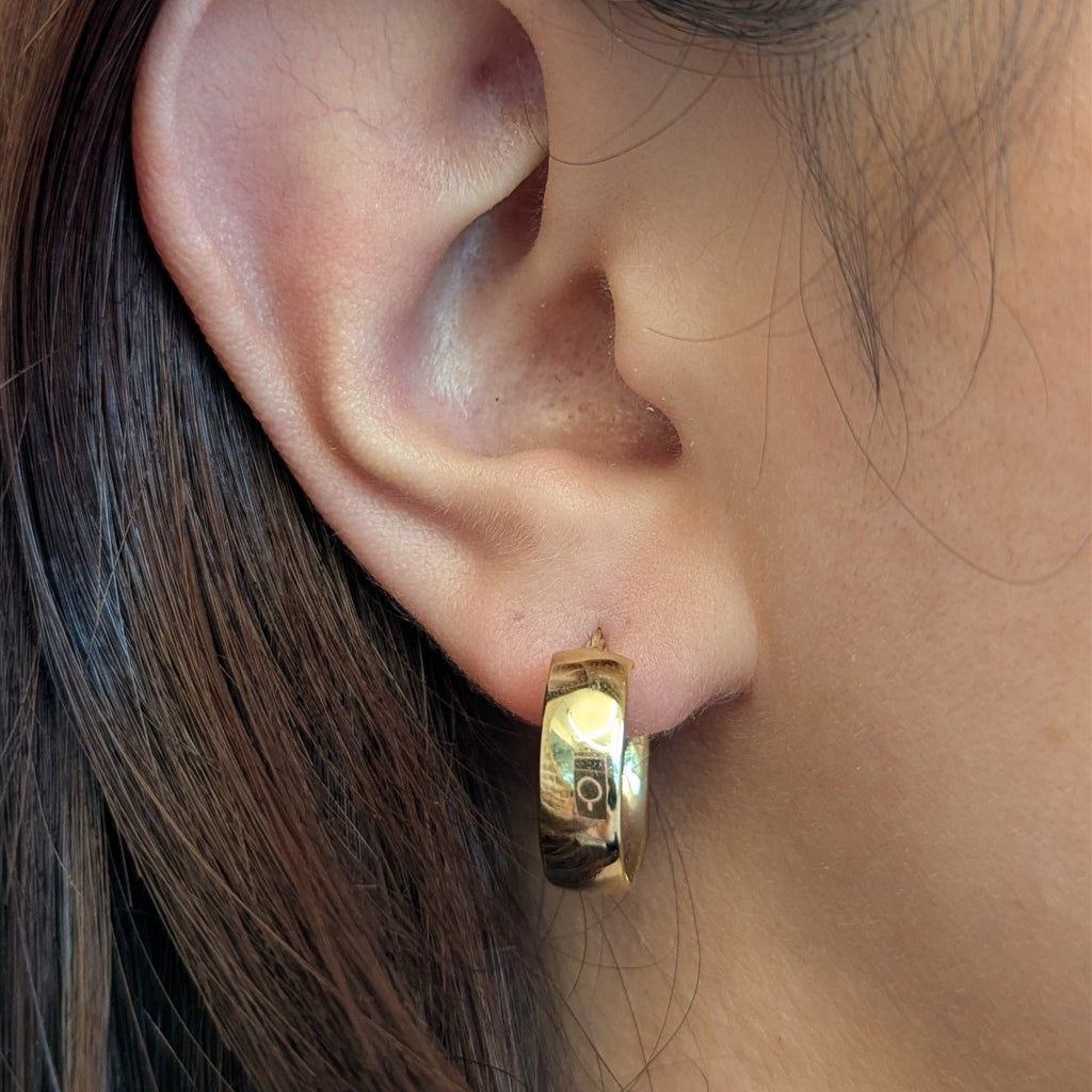 14kt yellow gold 5.75 x 18.5 s