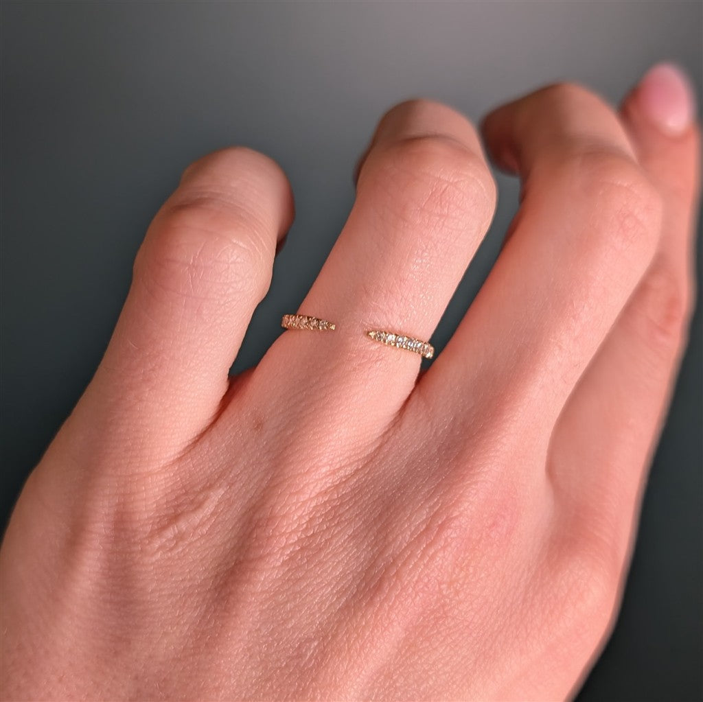 Diamond Wedding Bands  -  Women'