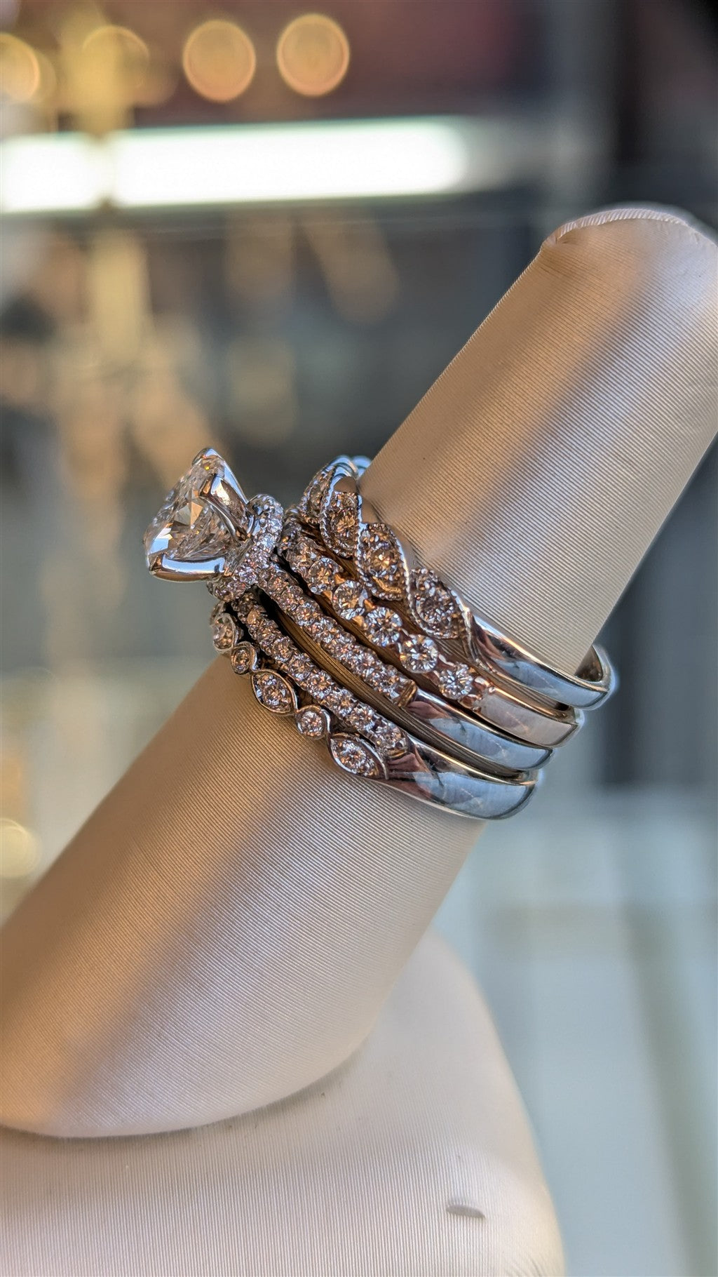 Natural diamond 4-piece weddin
