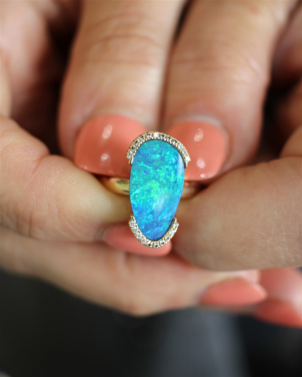 14KY 3.51CT Australian Opal Do