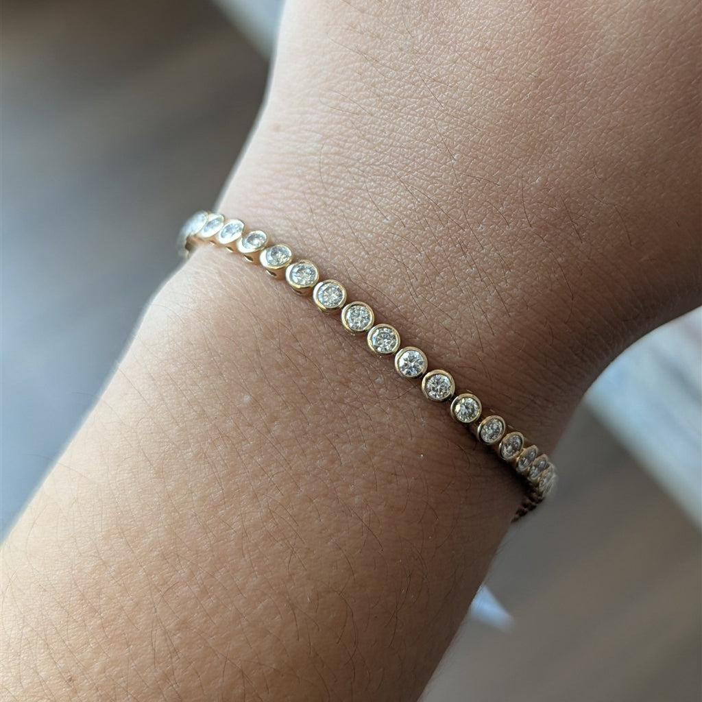 14KY 3.90CTW Round Lab Diamond