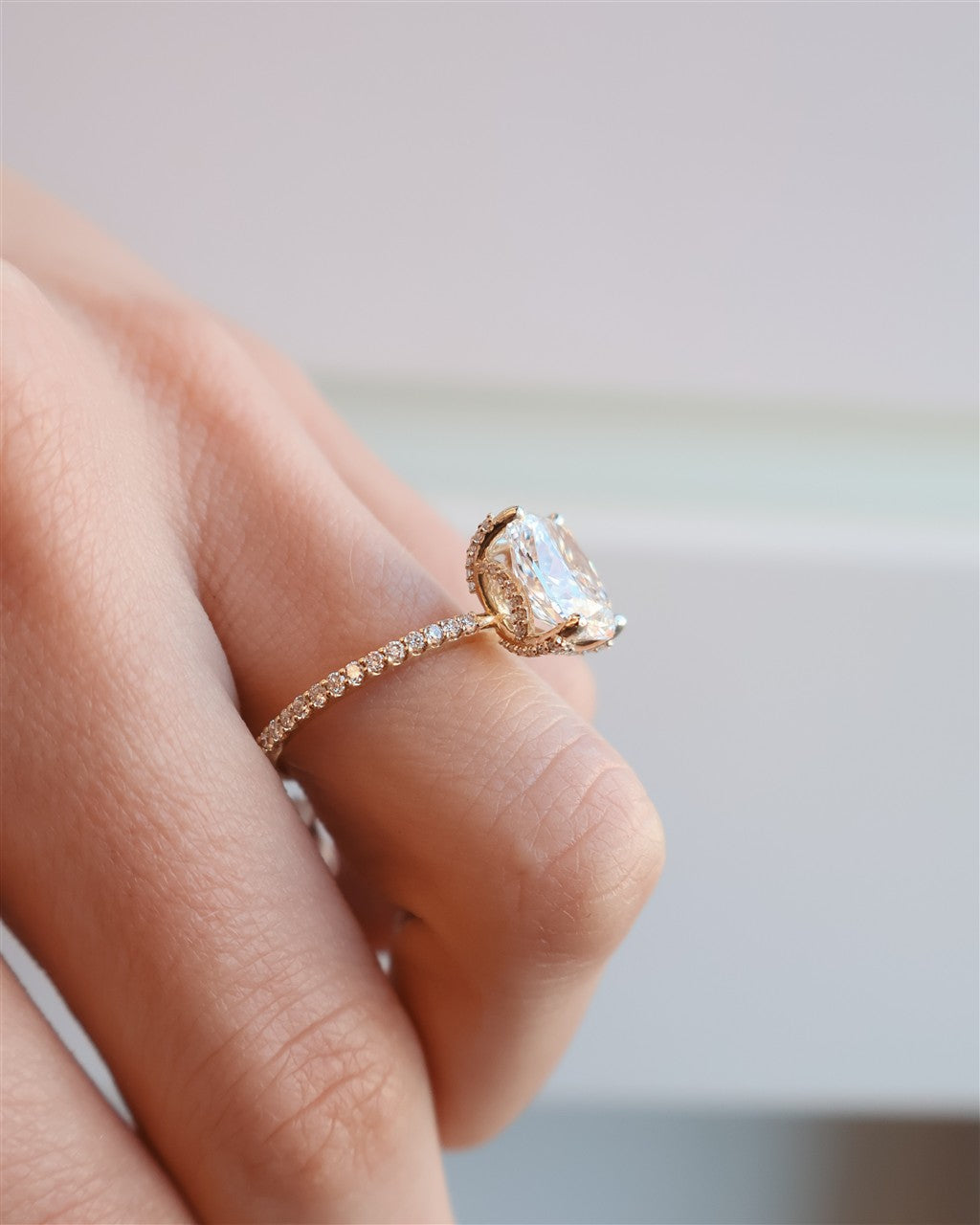 14kt yellow gold 3.07ct elonga