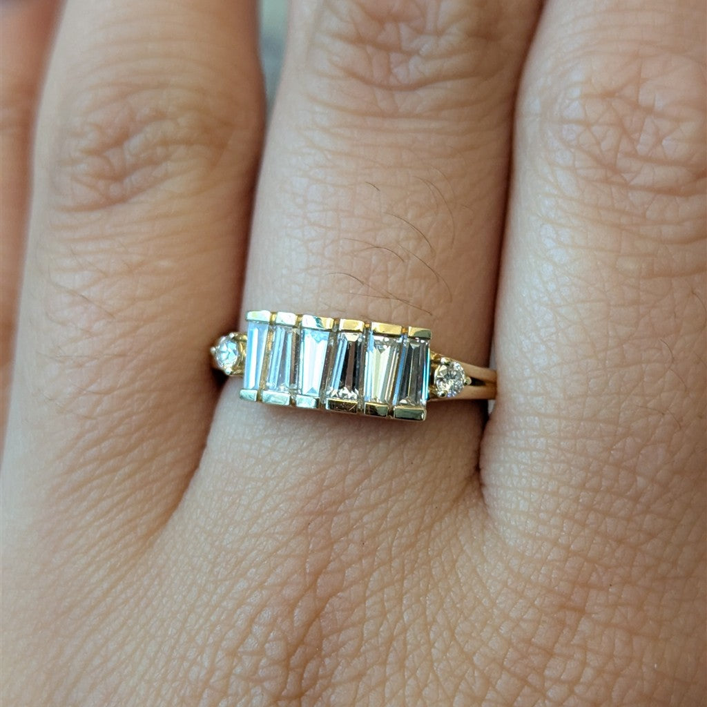14k yg 1.01ct baguette and 0.0