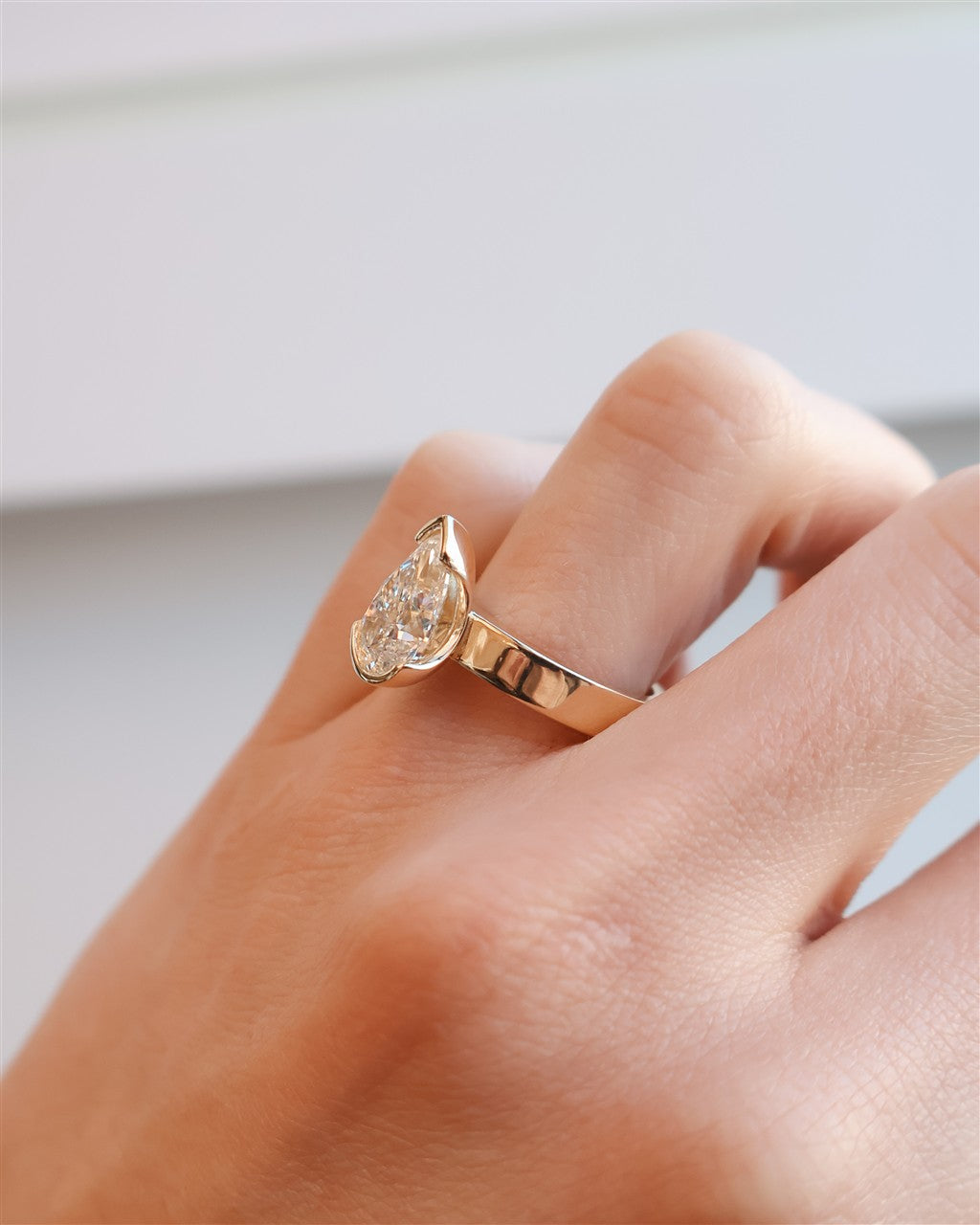 14kt yellow gold 3.02ct pear c