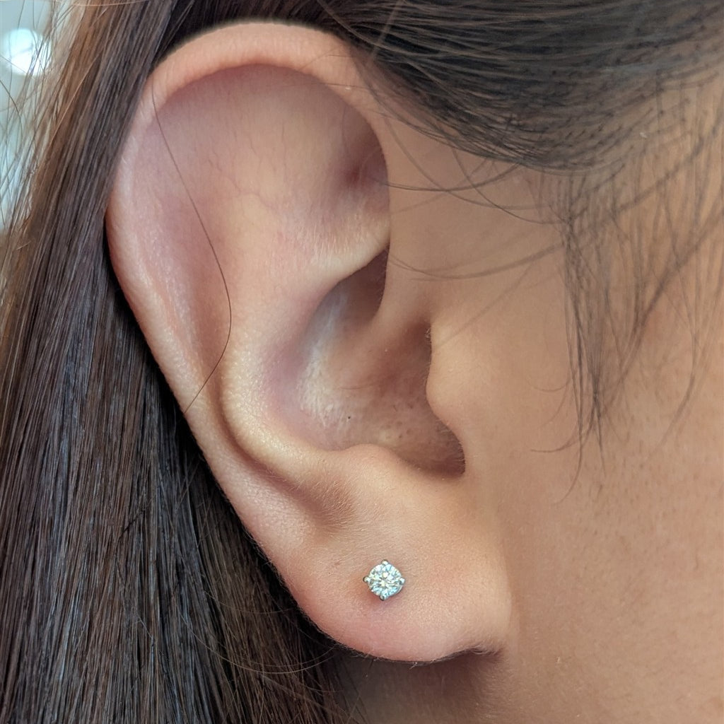 14kt white gold 0.24ctw lab gr