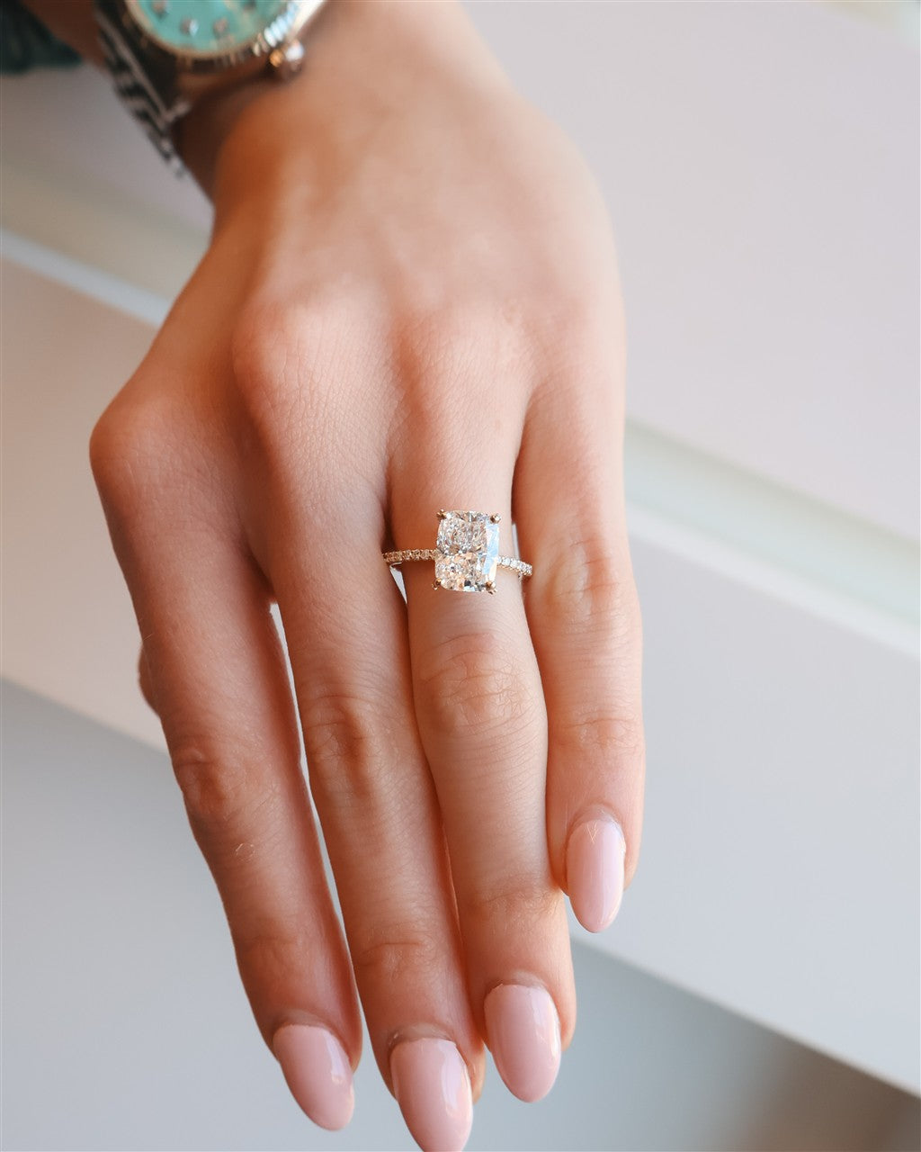 14kt yellow gold 3.07ct elonga