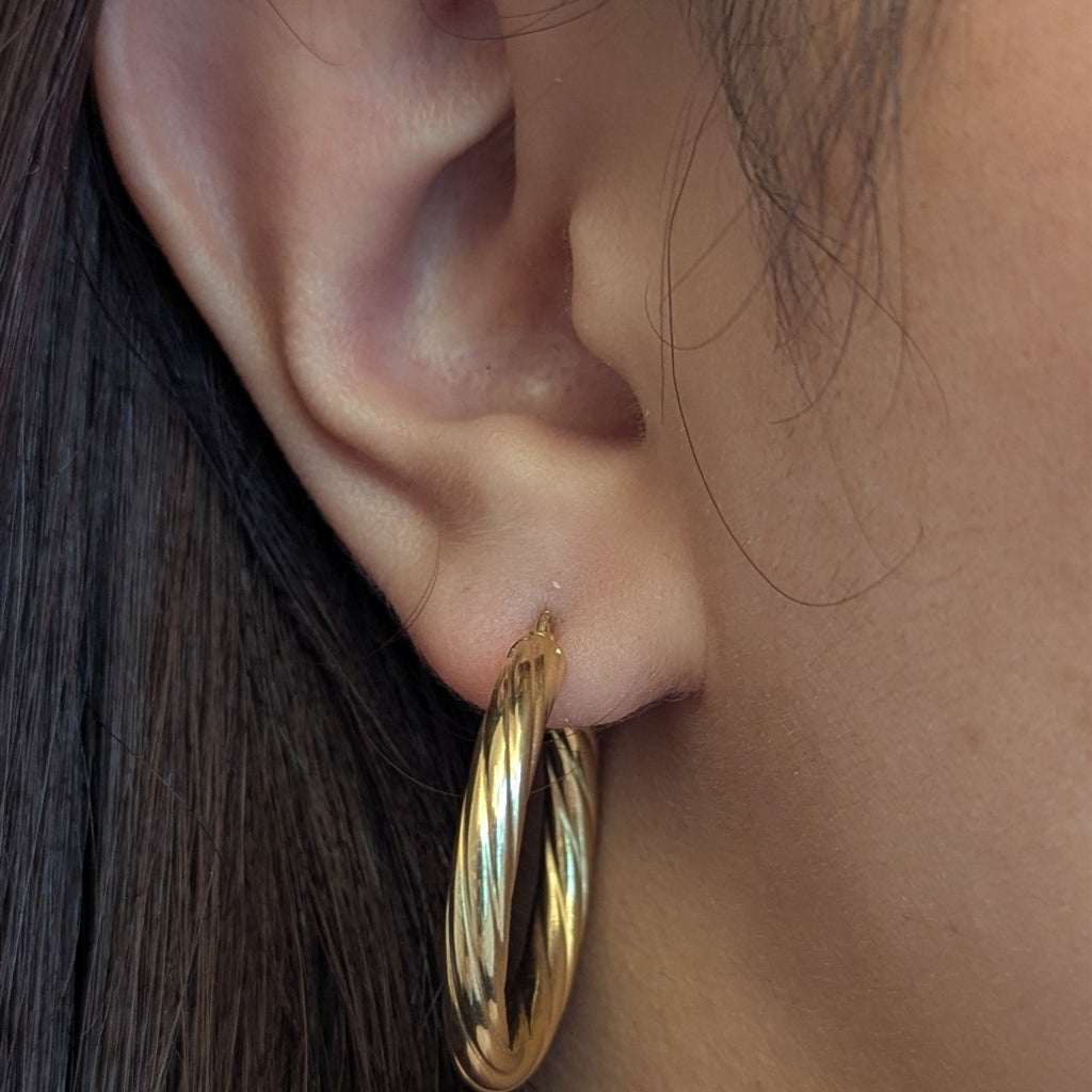 14kt yellow gold 32x4mm round