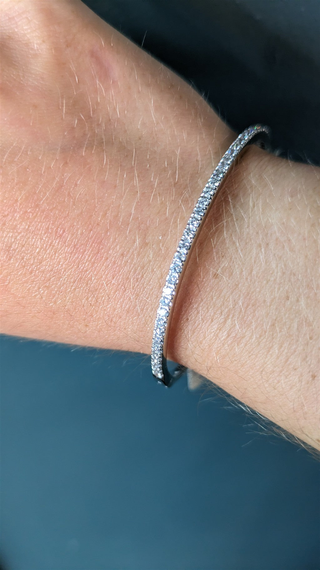 14KW 1.00CTTW DIAMOND BANGLE B