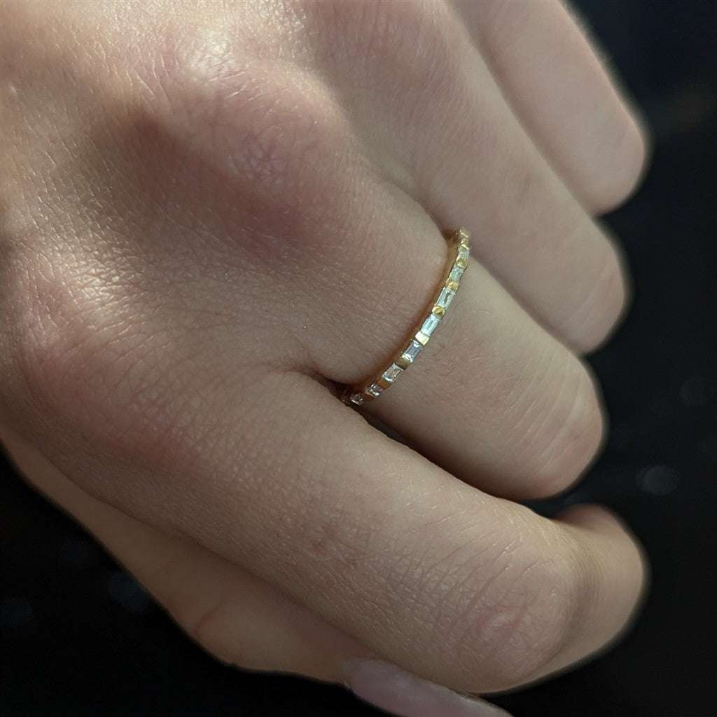 14kt Yellow Gold East/West Bag