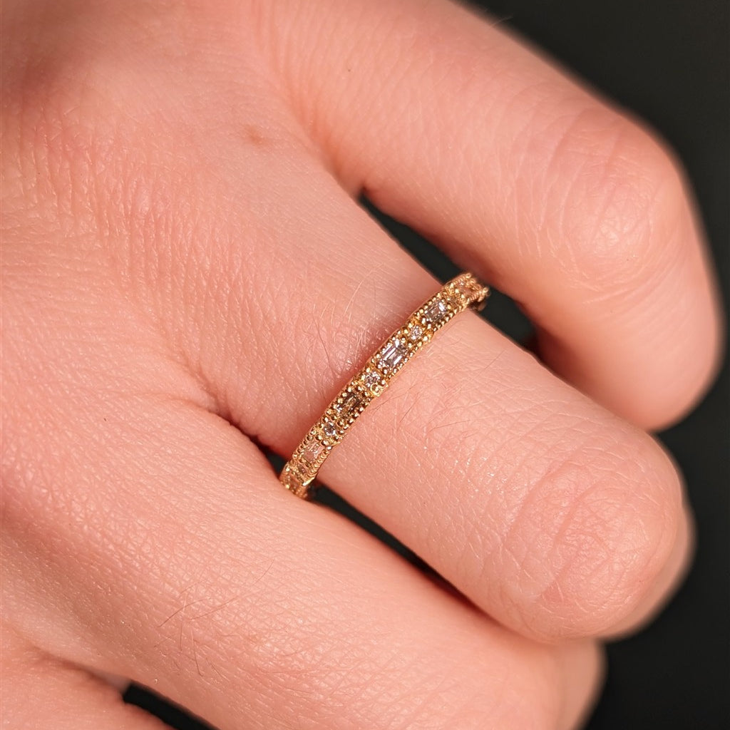 14kt Yellow Gold East-West Bag