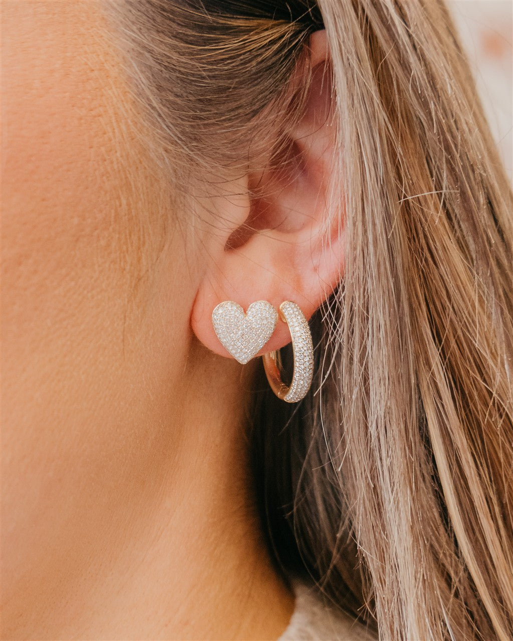 0.62CT 14K Y/G DIAMOND PAVE HE