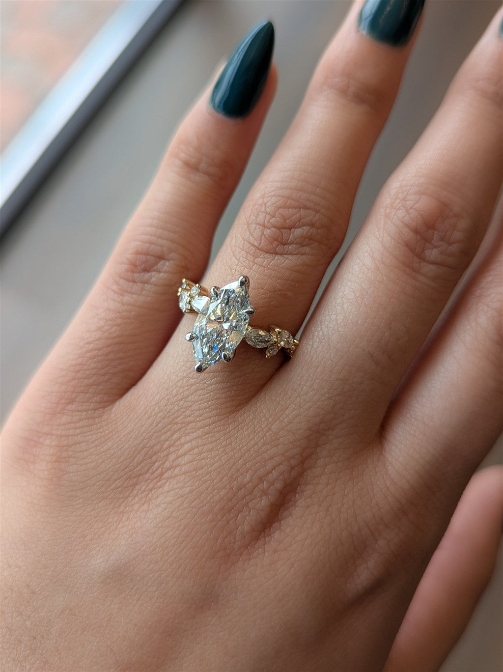 14kt yellow gold 2.10ct marqui