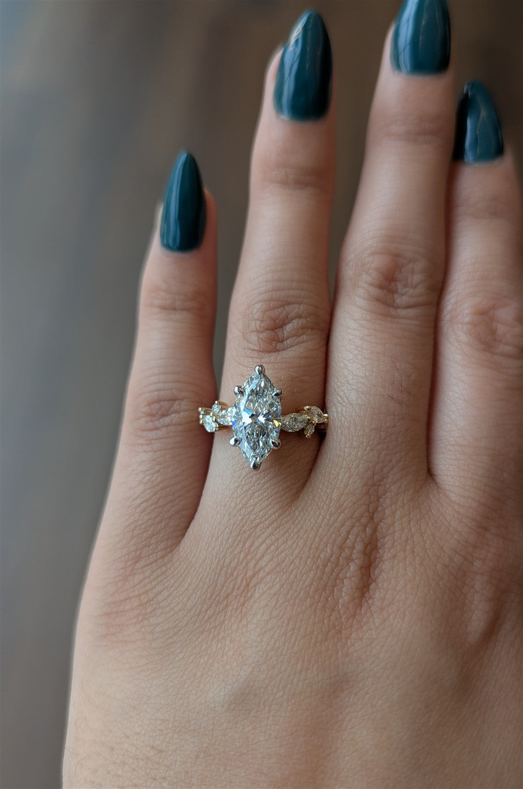 14kt yellow gold 2.10ct marqui