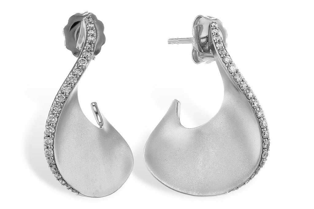 14k wg diamond edge earrings .
