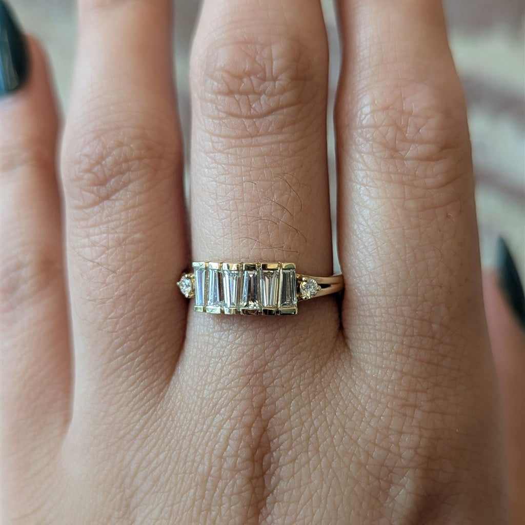 14k yg 1.01ct baguette and 0.0