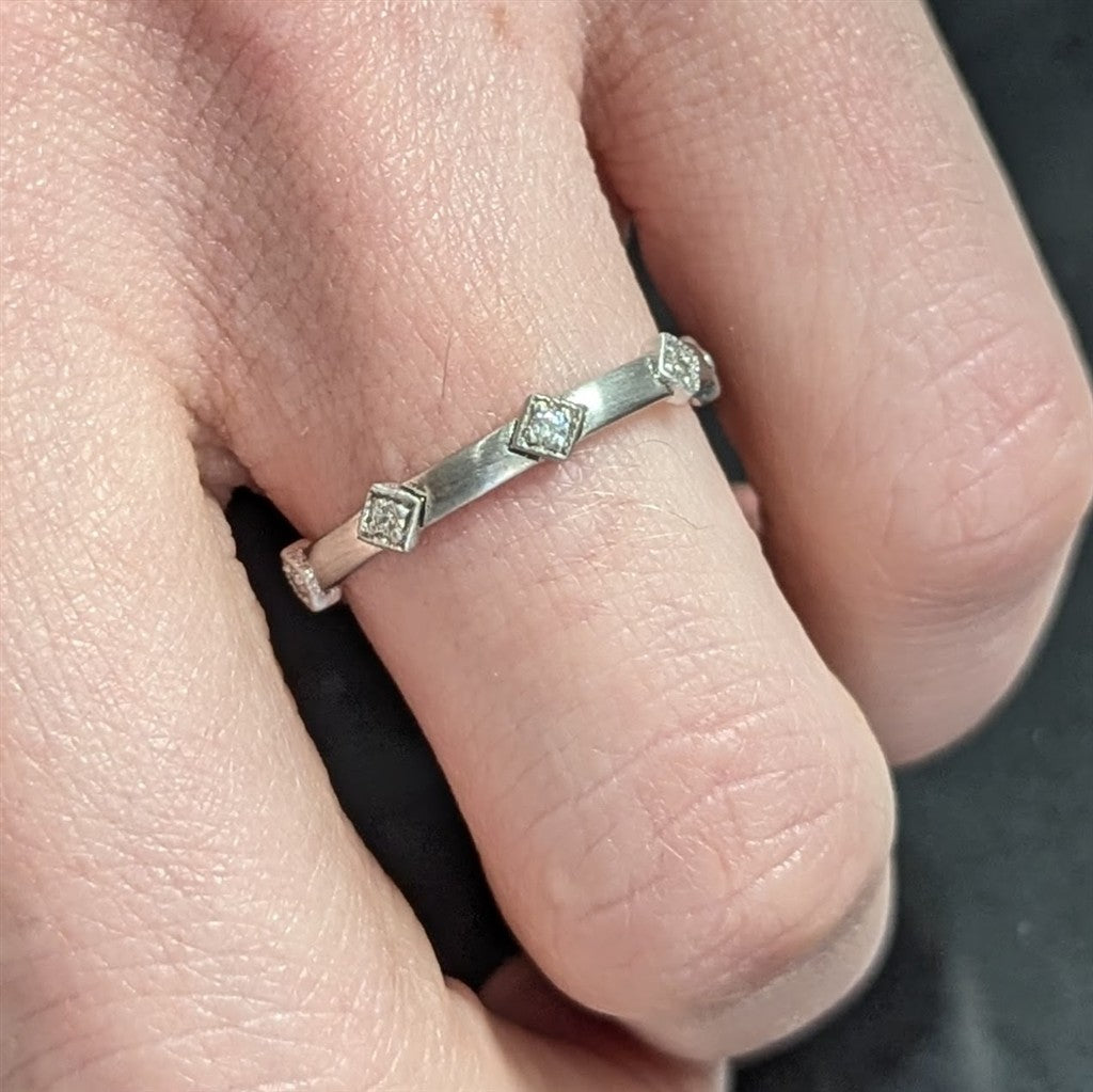 Diamond Fashion Rings  -  Women'