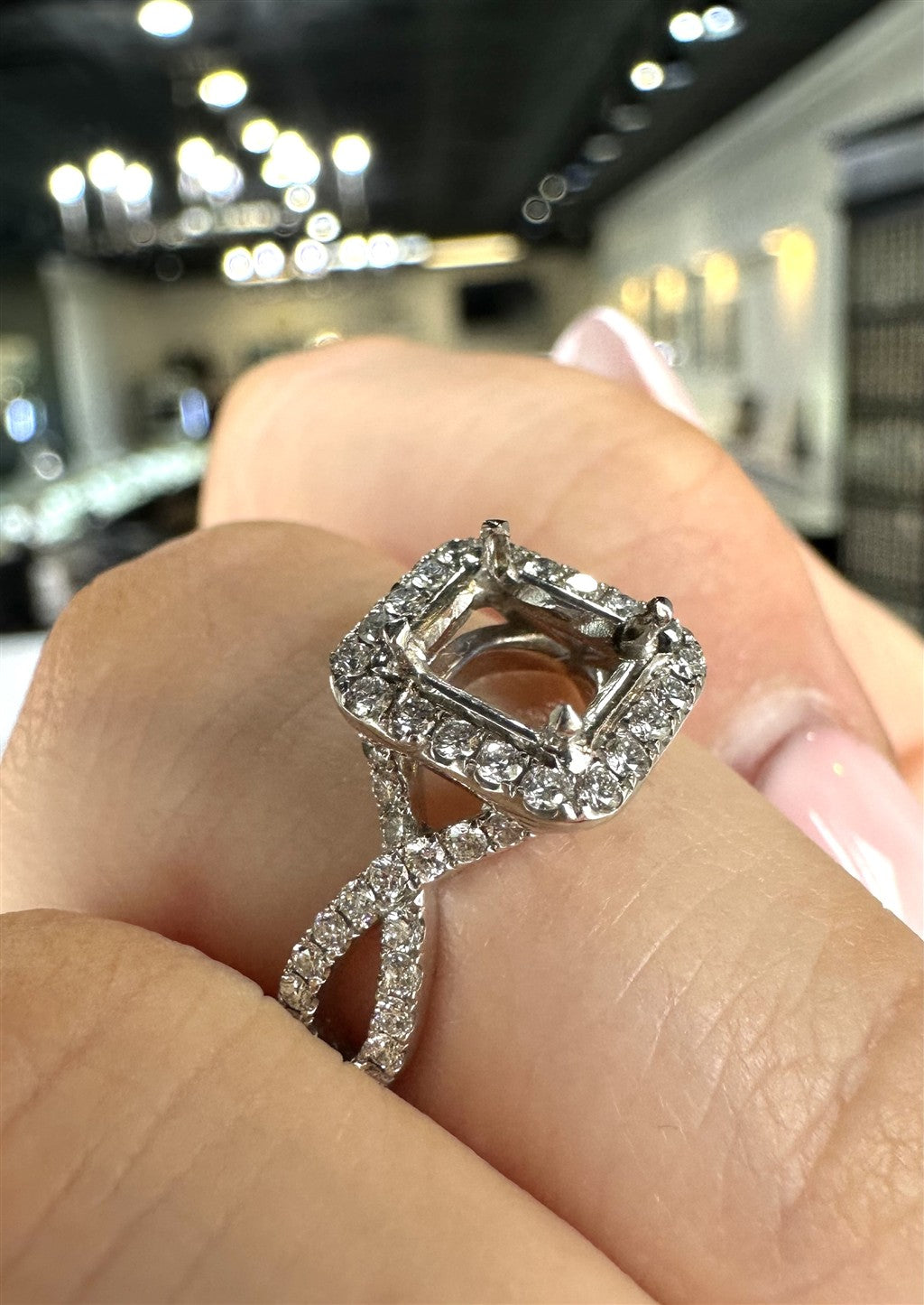 14kwg diamond twist shank semi