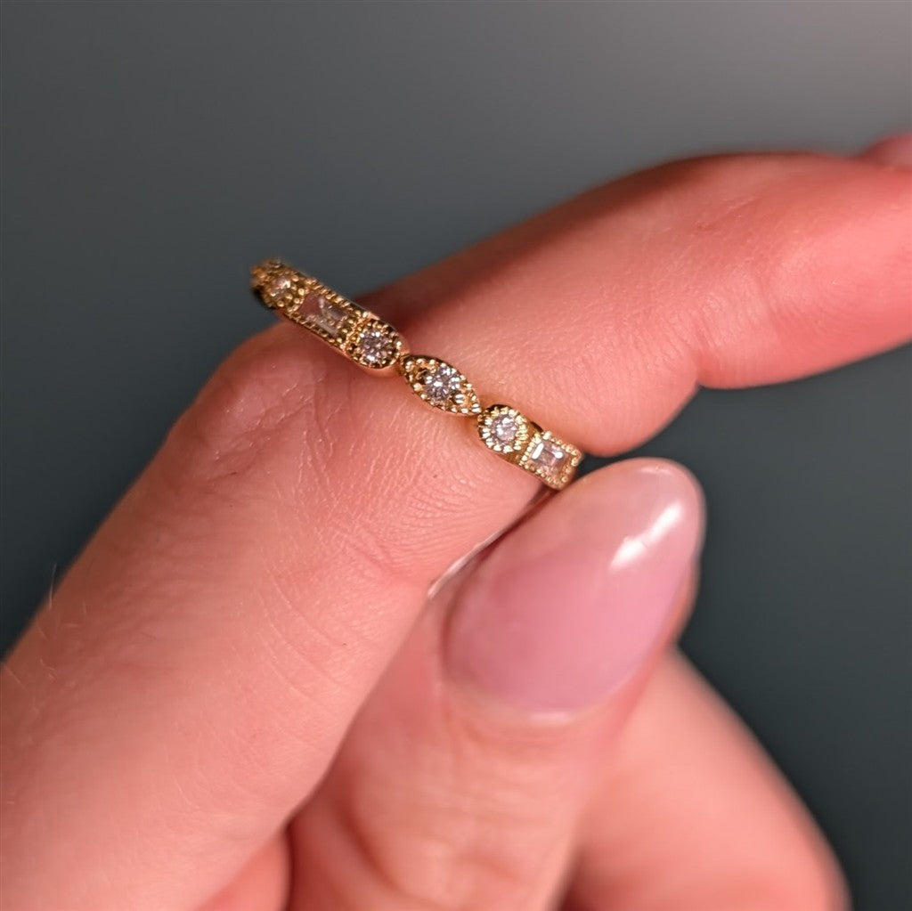 14kt Yellow Gold Round Brillia