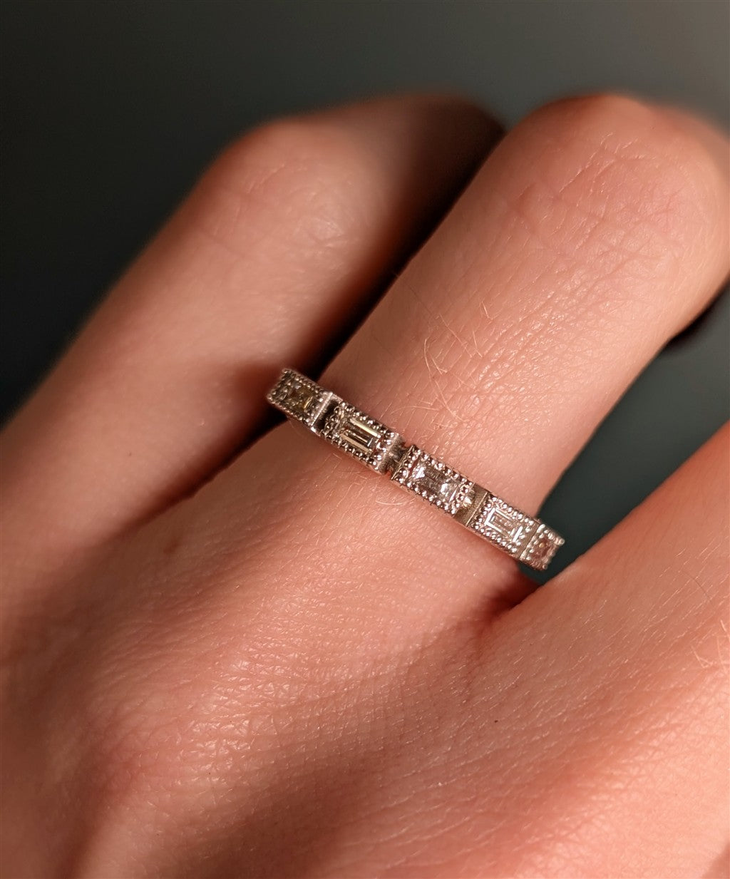 14kt White Gold East-West Bagu