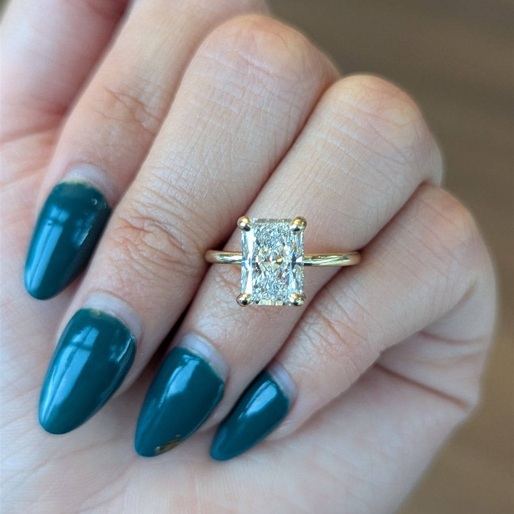 14kt yellow gold hidden halo s