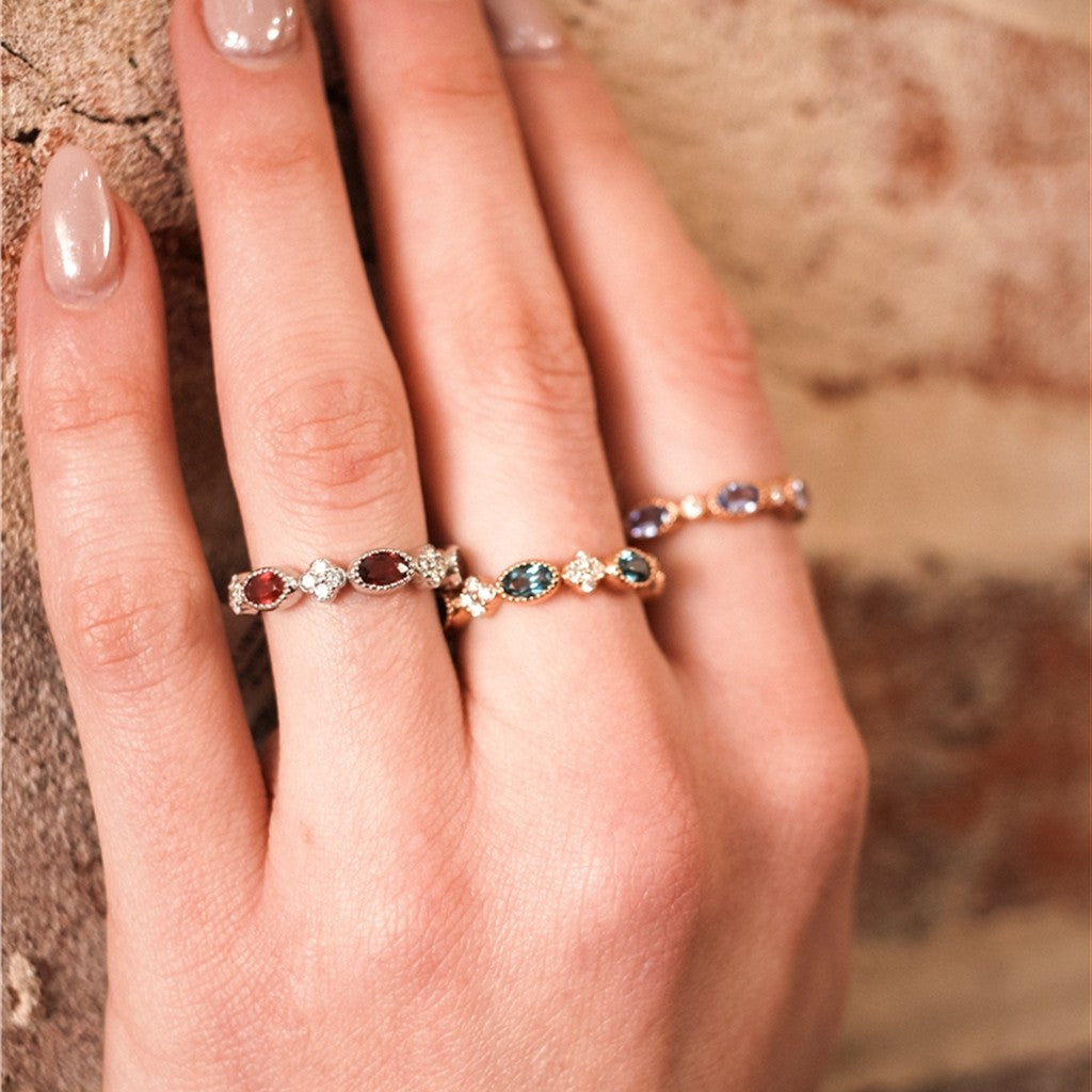 14KT WHITE GOLD ALTER OVAL ES/