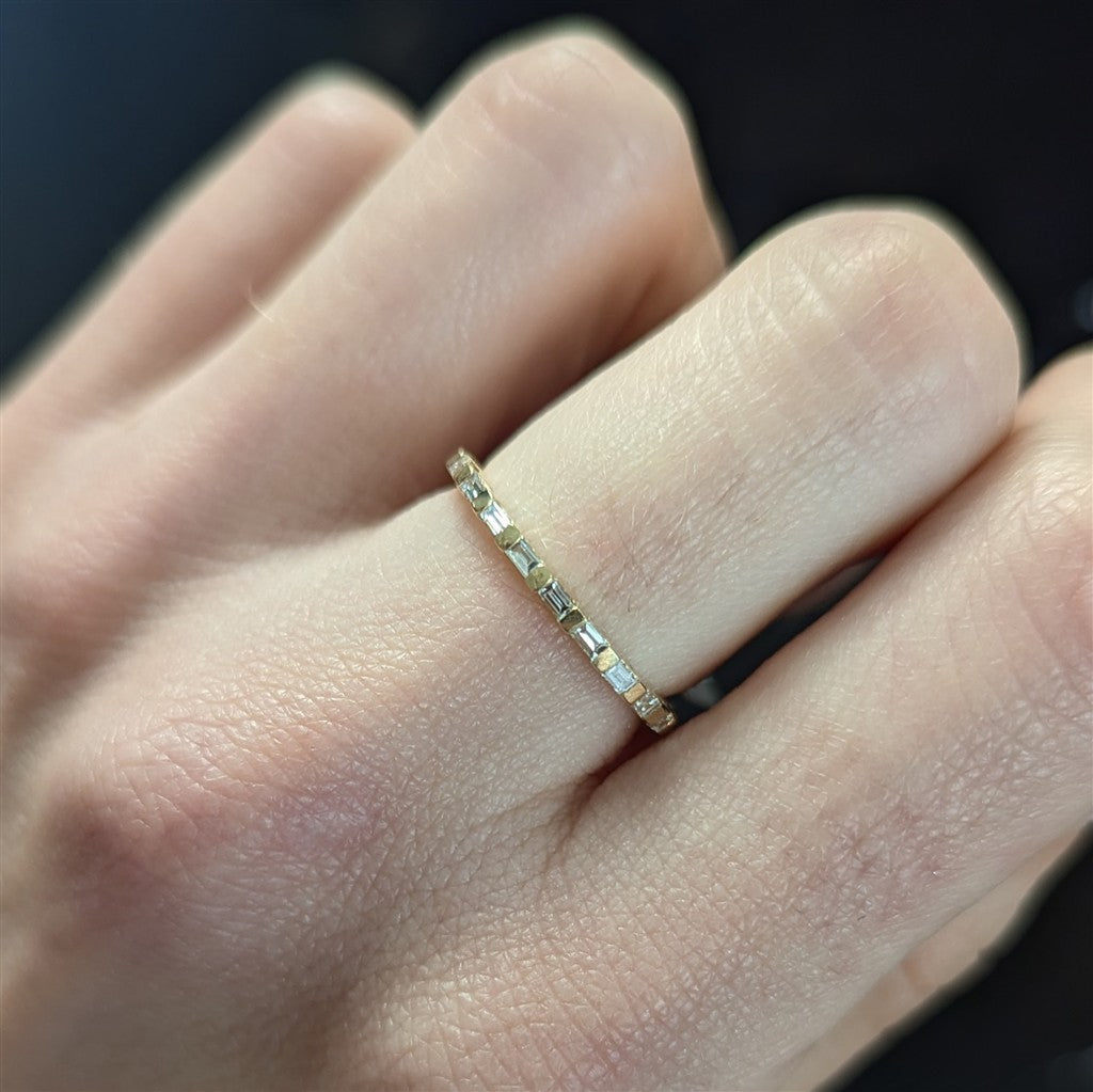 14kt Yellow Gold East/West Bag