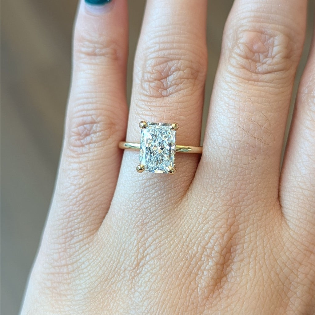 14kt yellow gold hidden halo s