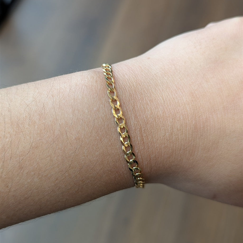 14KY 8.5" curb chain bracelet
