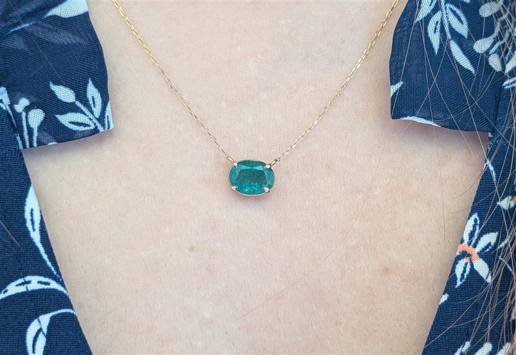 14KY 1.50Ct Oval Emerald Penda
